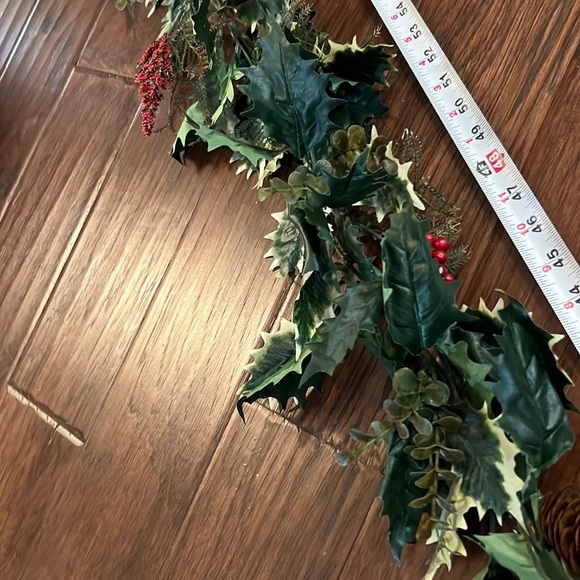 Holly berry greenery pinecone fir leaf Christmas holiday decor mantle wreath 6ft - Picture 11 of 14